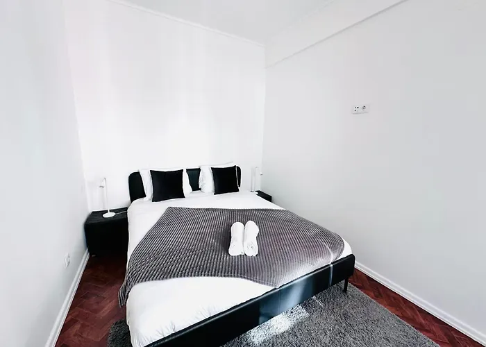 The Redondo House - No 4e1 - Comfortable Two-bedroom * Lisboa